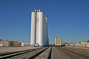 Grain elevators, Hays KS